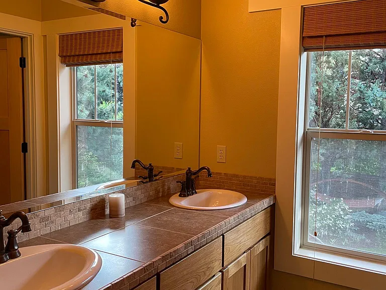 837 Yosemite Dr — Photo 40
