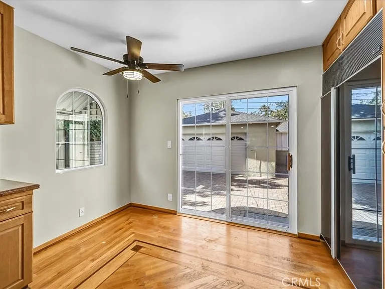 1315 W Valleyheart Dr — Photo 17