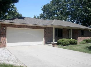 330 E Lincoln St, Greentown, IN