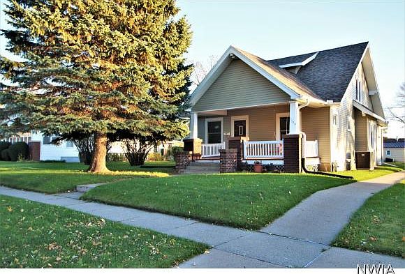 1st image of 1122 Whitcher Ave