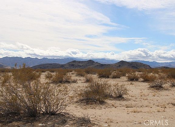 5th image of 66220 Sonora Rd