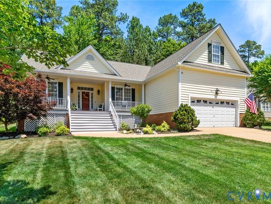 8825 Torrey Pines Dr, Chesterfield, VA 23832