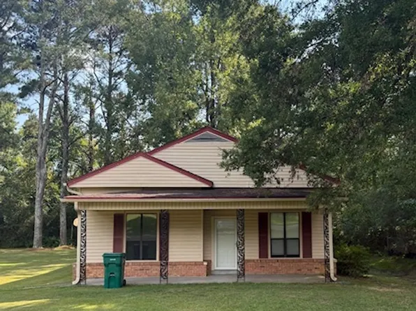 1021 E Pauline St, Tupelo, MS 38804