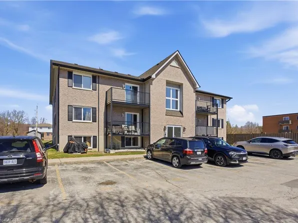 50 Campbell Ct #312, Stratford, ON N5A 7T6