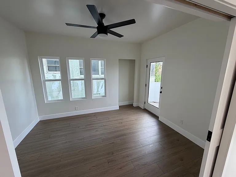 3 Bed 2 Bath Apartment, New Construction In Cleveland Heights (With Garage) — Photo 13