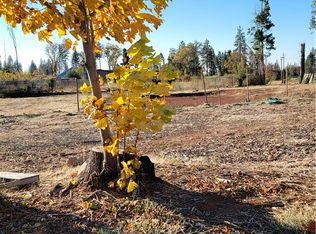 1752 Honeysuckle Ln, Paradise, CA 95969