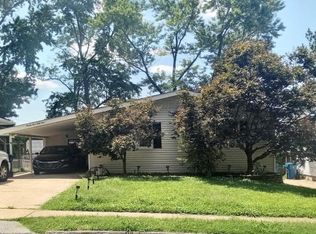 9454 Minerva Ave, Saint Louis, MO 63114