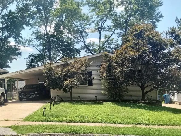 9454 Minerva Ave, Saint Louis, MO 63114
