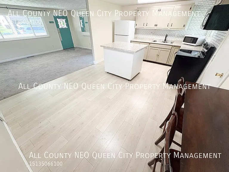3692 Elmira Dr — Photo 7