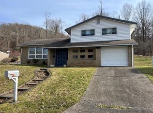 1203 Robin Dr, New Martinsville, WV