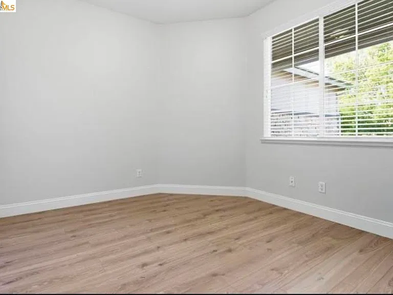 3042 Barranca Dr — Photo 8
