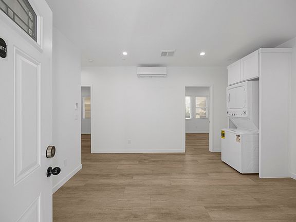 2nd image of 308 N Catalina Ave #3