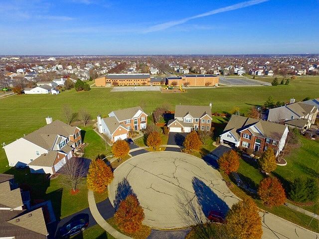 2nd image of 6 Jasmine Ct