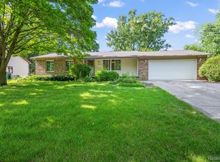 609 N Wickshire Ln, Durand, MI 48429