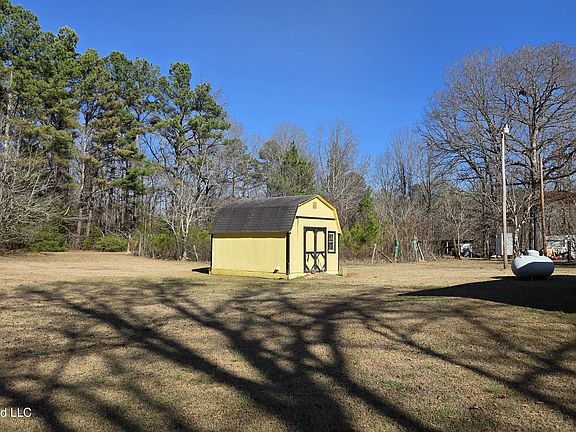 4th image of 163 Waites Rd