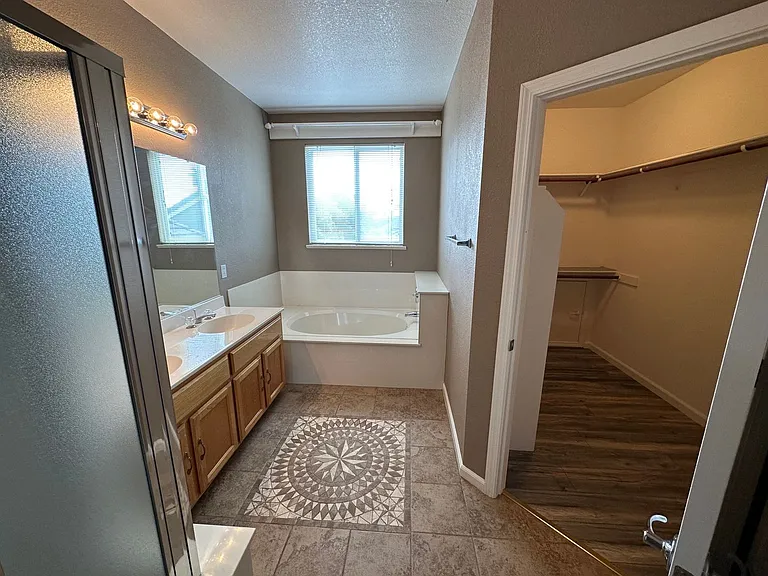 2283 Gary Ln — Photo 17