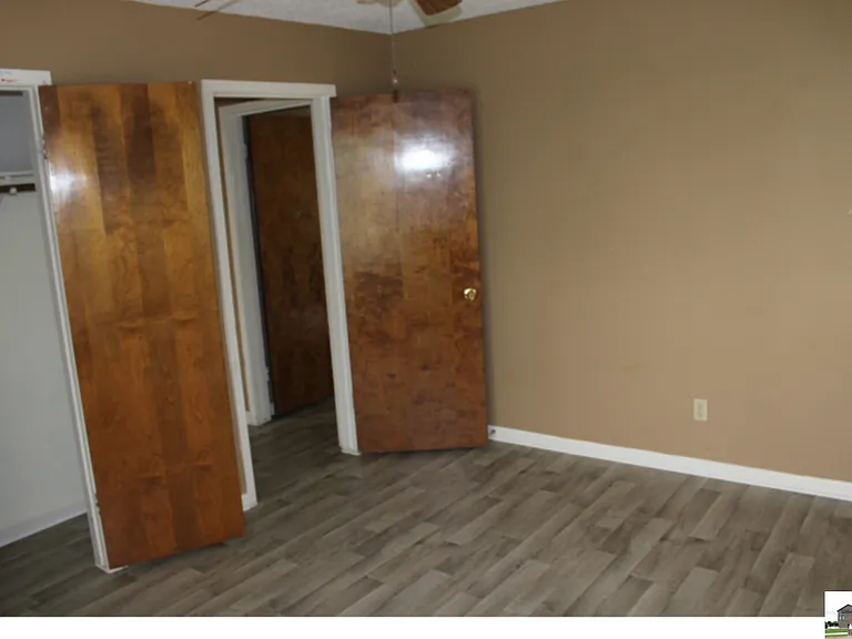 632 Manning Dr — Photo 17