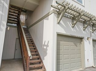 215 Whalebone Ct, Vallejo, CA 94591