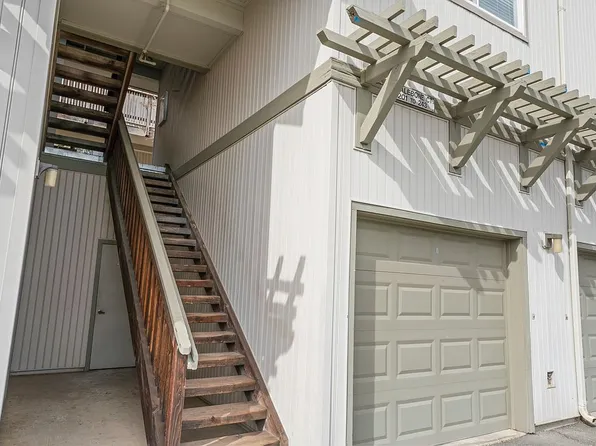 215 Whalebone Ct, Vallejo, CA 94591