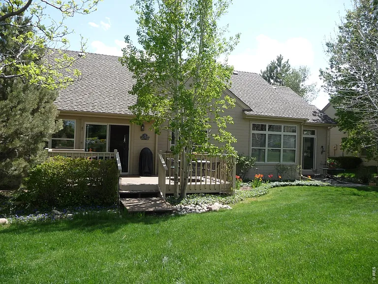 155 Fairfield Ln — Photo 25