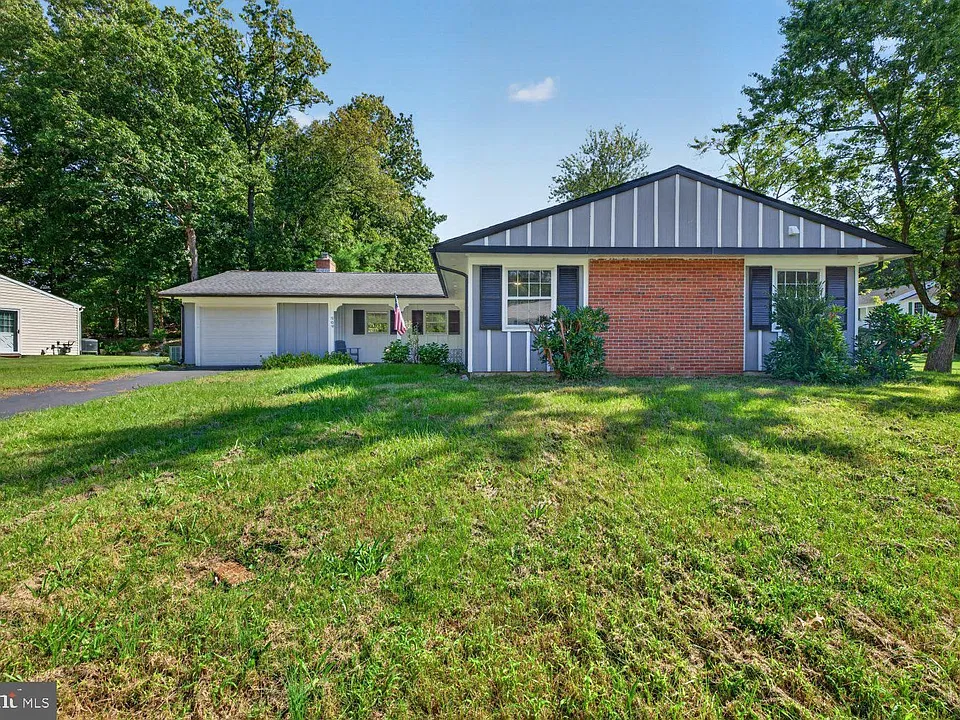 509 Foster Knoll Dr