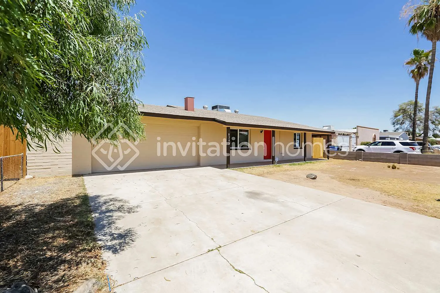 8202 W Sells Dr Phoenix, AZ 85033 — Photo 1
