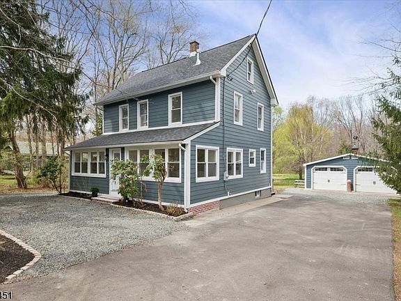 2nd image of 686 Meyersville Rd