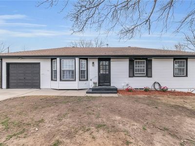 800 Brewster Ln, Independence, MO, 64050
