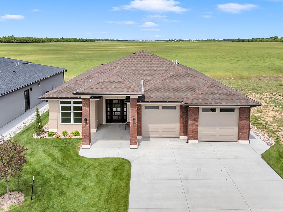 1st image of 917 Veranda Cir