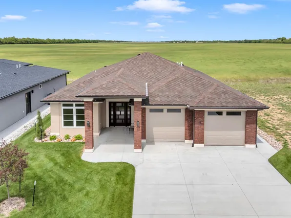 917 Veranda Cir, McPherson, KS 67460