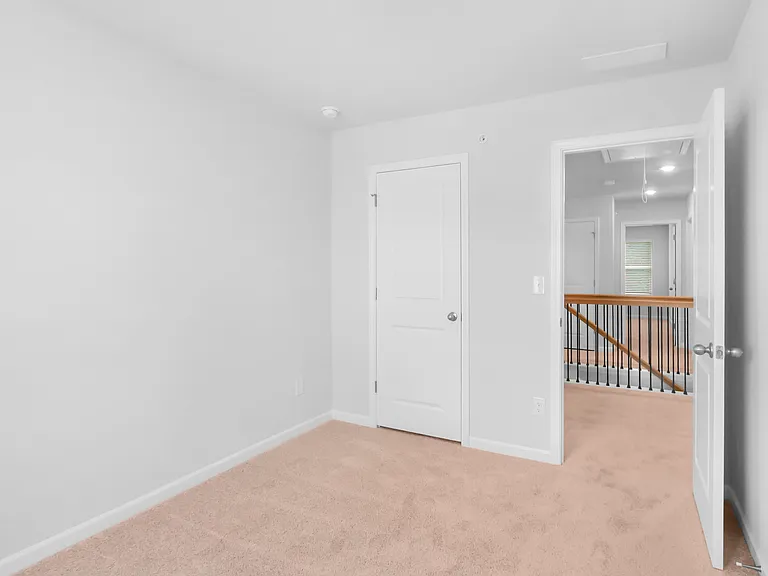 371 Lanier Cir — Photo 16