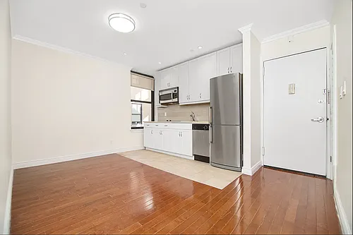 488 7th Ave #8K Photo 1