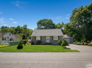 31 Dupont Ter, Wayne, NJ 07470