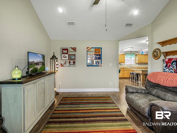5th image of 506 Orange Blossom Cir