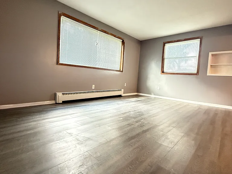 403 8 1/2 Ave NW #B — Photo 15