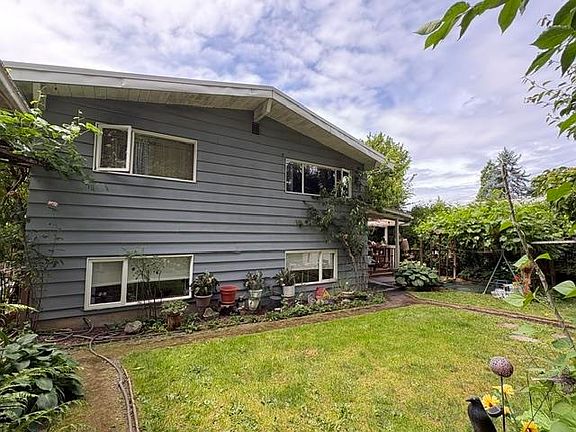 2nd image of 12314 Fulton St