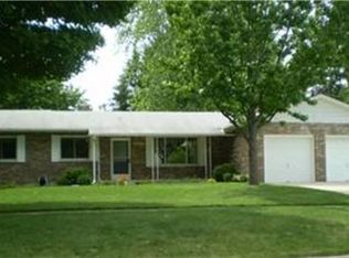 5301 Foster Rd, Midland, MI 48642
