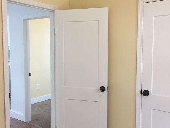 4th image of 4162 N Marshall St #1 & 2