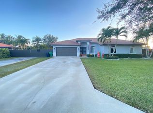 20268 SW 324th St, Homestead, FL 33030