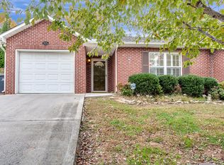 935 Spring Park Rd, Knoxville, TN 37914