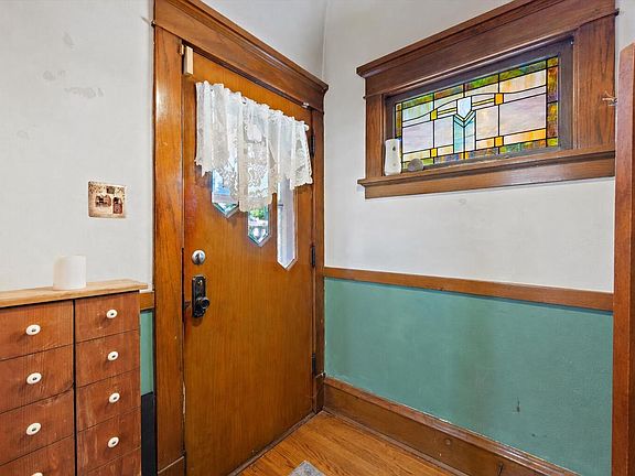4th image of 2862 N 57th STREET