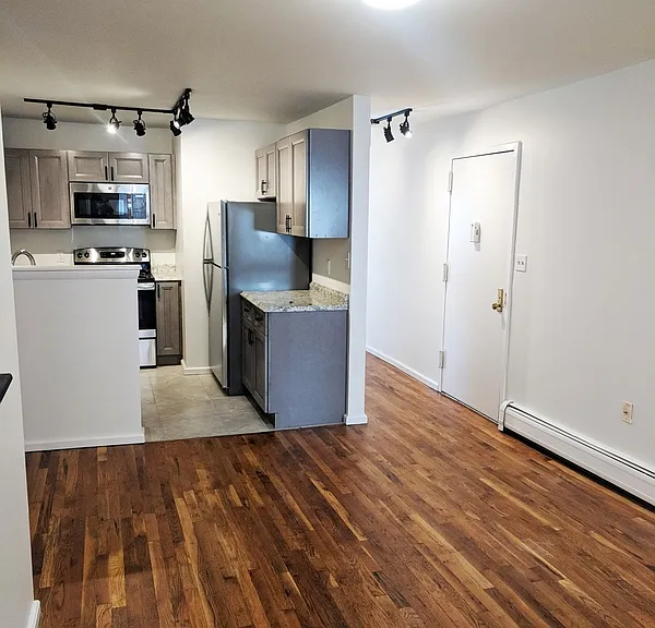 63 Cannon St #2 — Photo 7