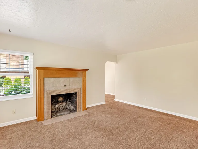 1414 NE 109th Ave #A — Photo 8