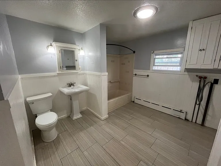 19 Jacques St #1 — Photo 3