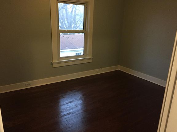 2nd image of 53 S Sperling Ave