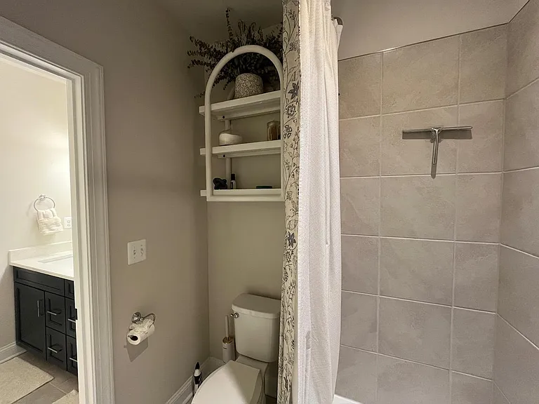 324 Bayberry Ln — Photo 34