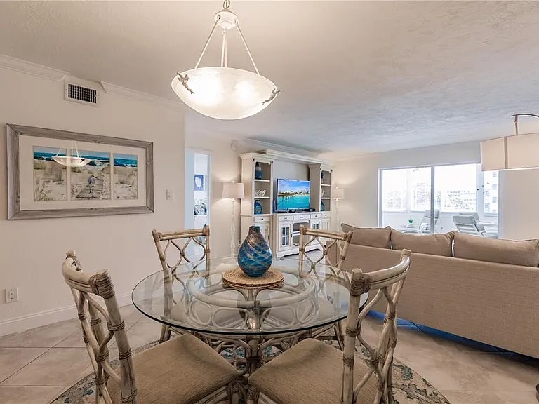 1055 W Peppertree Dr #405AA — Photo 12
