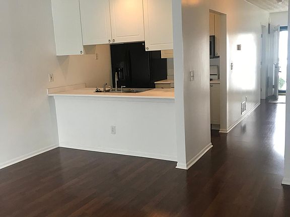 5th image of 4681 Cadmus Dr #33B