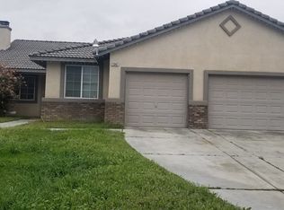 11642 Appaloosa Ln, Bloomington, CA 92316