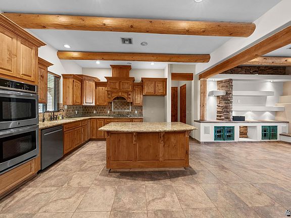 5th image of 8419 E County Rd #6